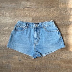 3/$30 | ASOS Light Washed Cutoff Denim Shorts